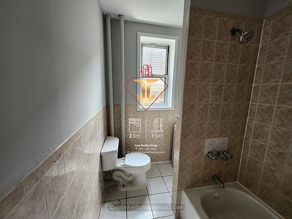 4th image of 240 Claremont Ave #32C