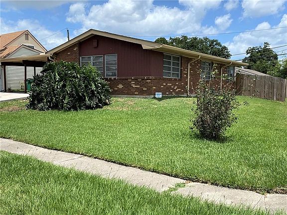 2nd image of 5801 Rosalie Ct