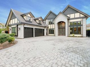 9920 Gilbert Rd, Richmond, BC V7E 2G9