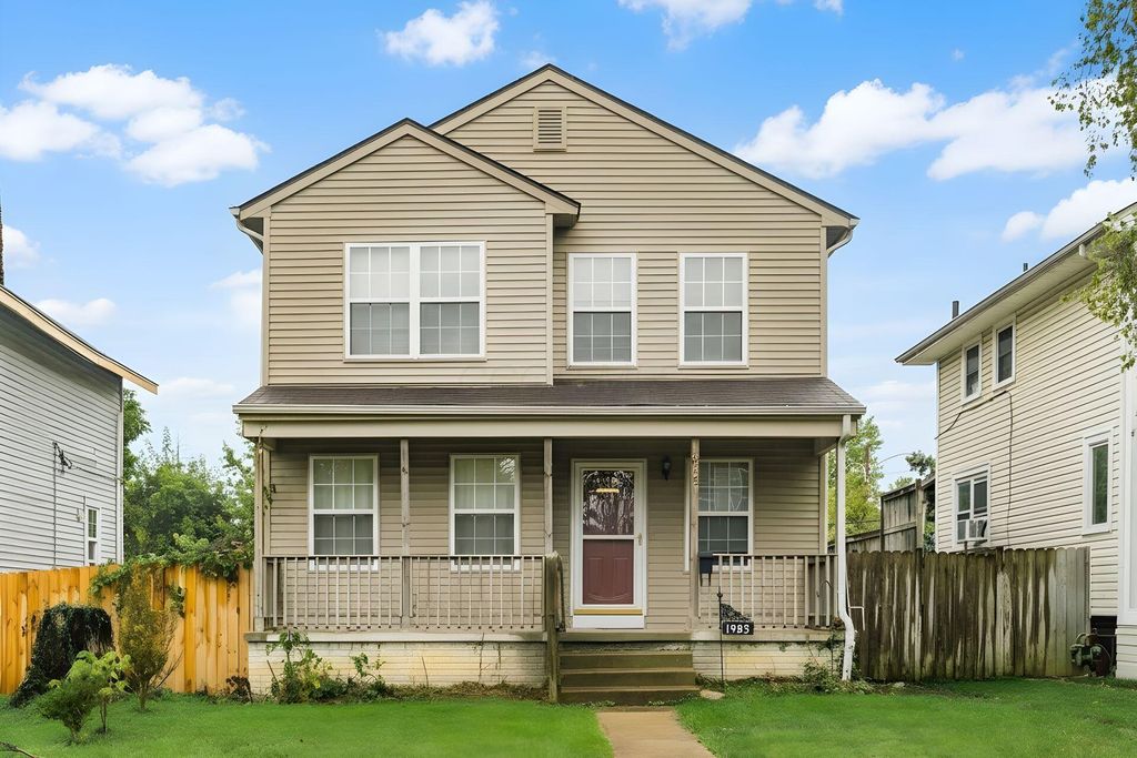 Real estate listing image