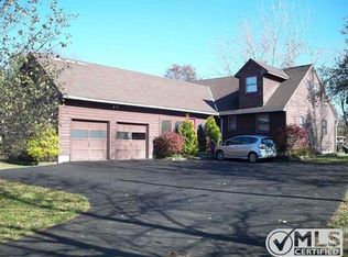 212 Dubois Rd, Gardiner, NY 12561