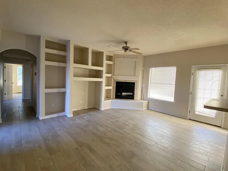 600 Missy Ct — Photo 3