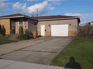 27 Lemoine Ave, Cheektowaga, NY