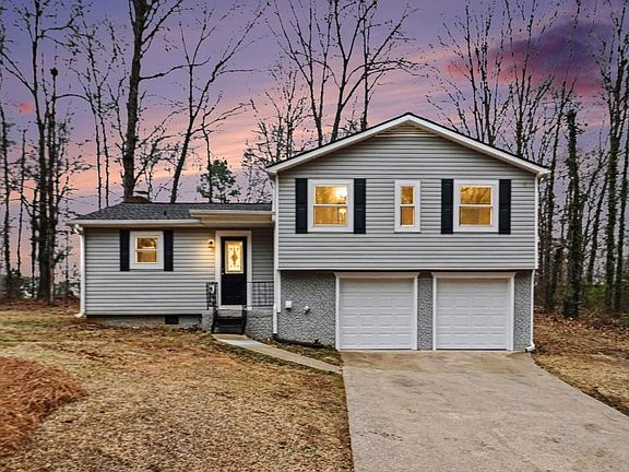 2nd image of 3864 Yeager Rd