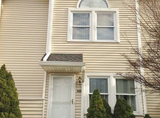 637 Colby Ct, Hackettstown, NJ 07840