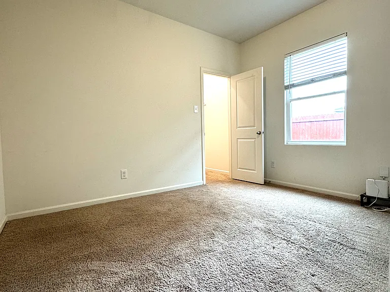 6432 Bishop Dr — Photo 6