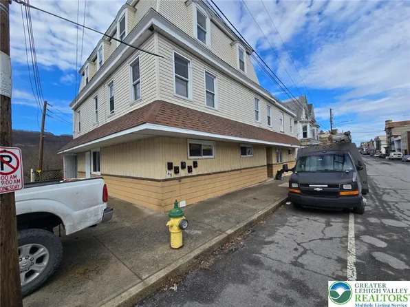 149 W Ridge St, Lansford, PA 18232