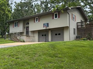 1898 King Rd, Mountain Grove, MO 65711