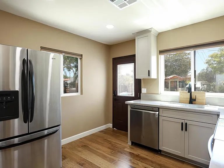 4960 Vista Pl — Photo 11