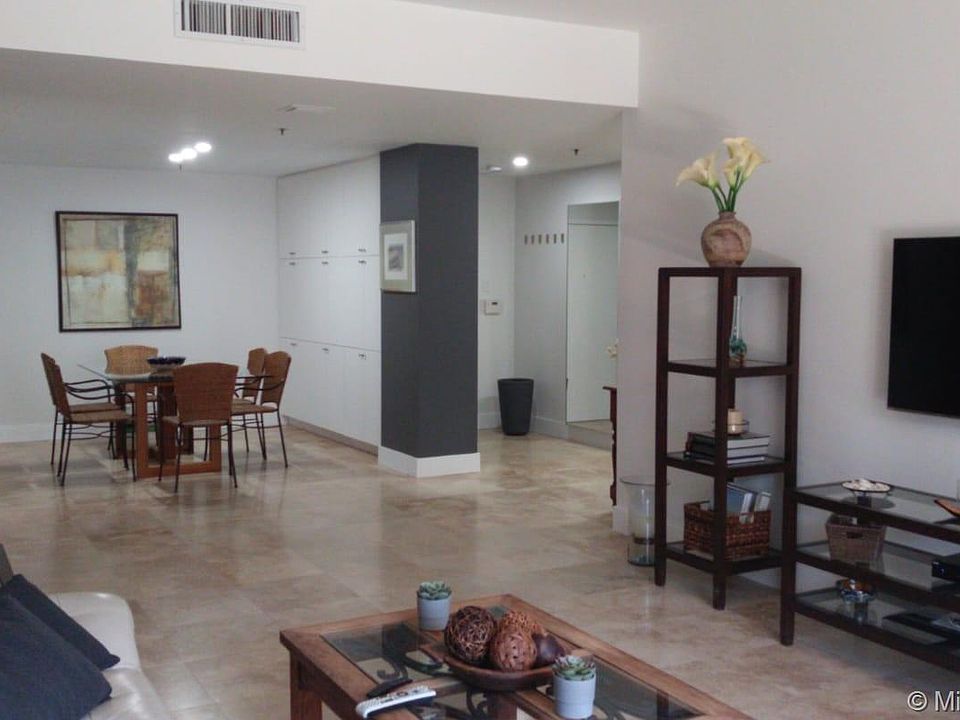 1st image of 251 Crandon Blvd APT 630