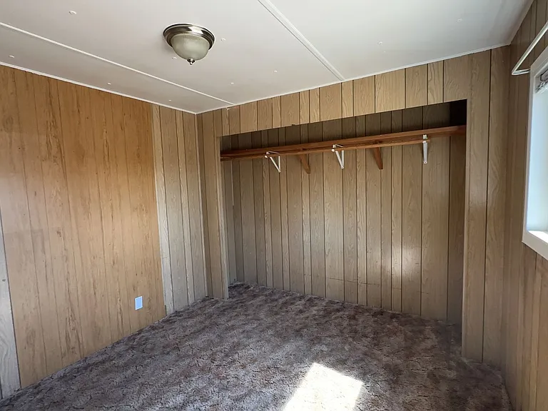 130 Jefferson Ave — Photo 16
