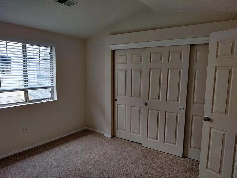 76 Loma Vista Dr — Photo 13