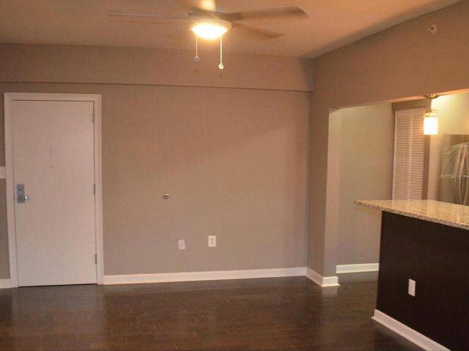 2nd image of 3900 14th St NW APT 202