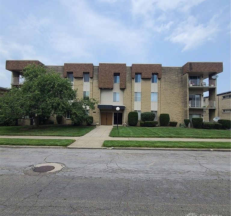 1st image of 3101 Valerie Arms Dr APT 3A