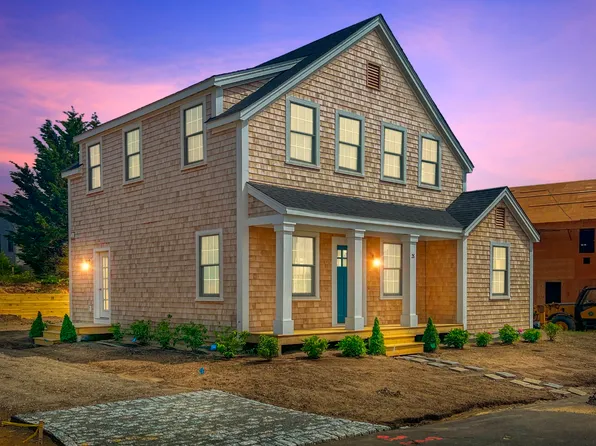 26 Honeysuckle Dr, Nantucket, MA 02554