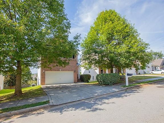2nd image of 5851 Bridgeport Ct