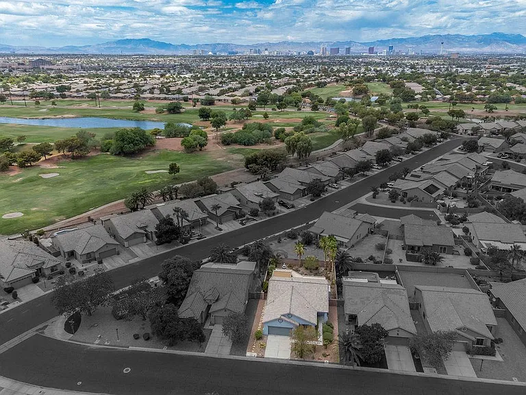 3591 Driving Range St — Photo 3
