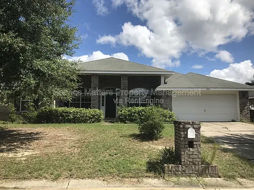 6940 Hardwood Ct Photo 1