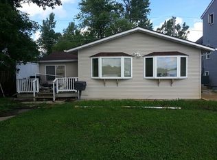 41908 N Venn Rd, Antioch, IL 60002