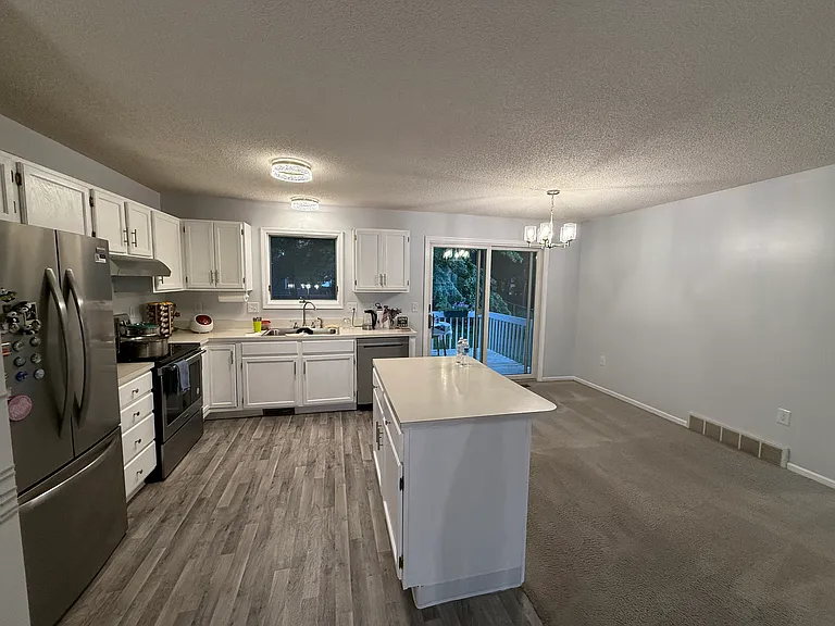 112 Timberwood Ct — Photo 13