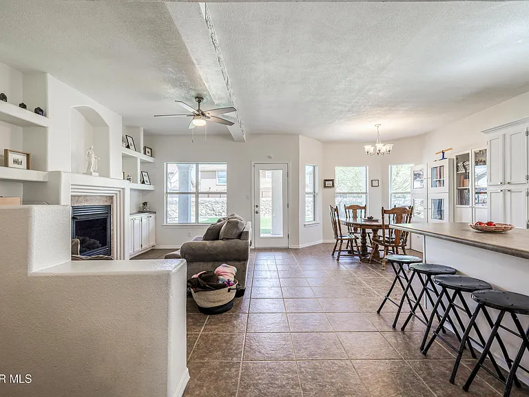 10904 Duster Dr — Photo 12