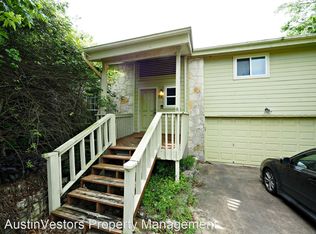 7011 Chinook Dr, Austin, TX 78736