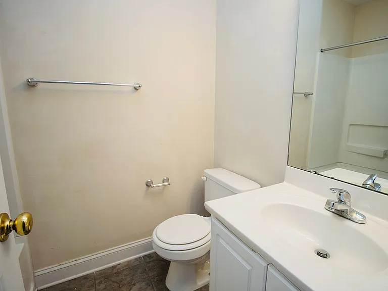 223 Forest Green Dr — Photo 25