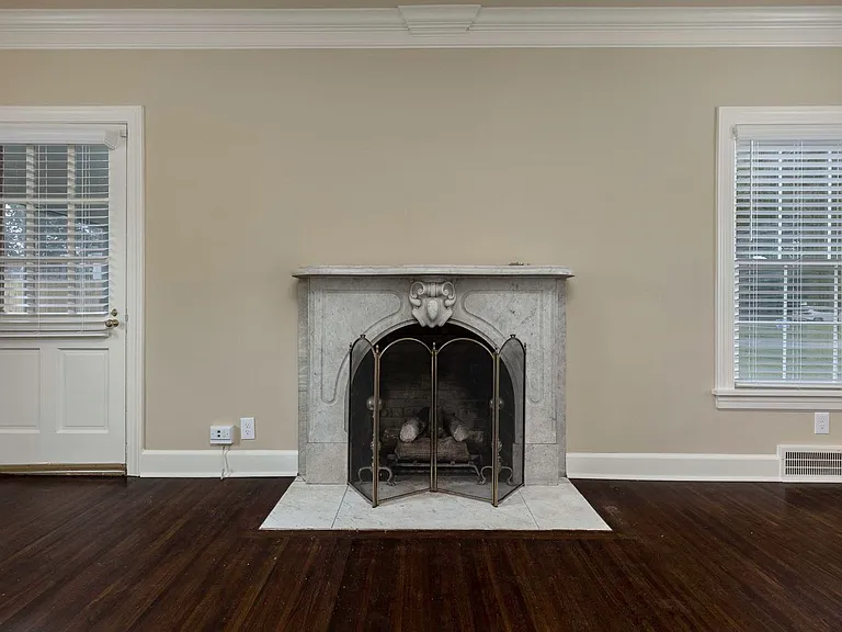 1819 Fleming Rd — Photo 7