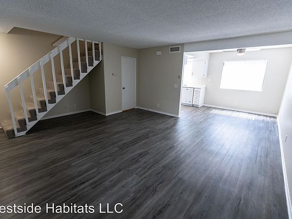 4th image of 24857 Walnut St APT 17