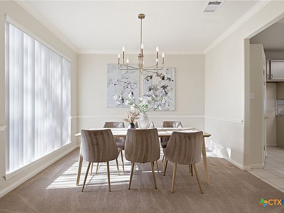 2nd image of 712 Runners Rdg