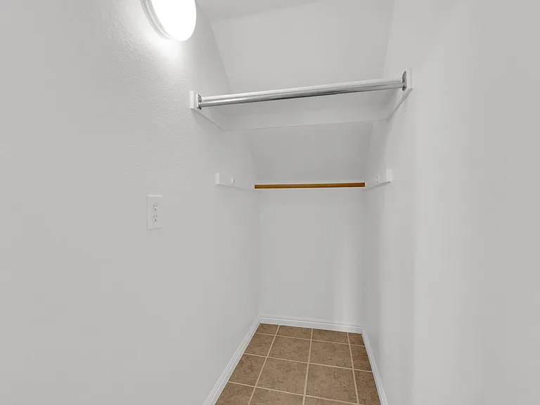 7470 Margollini St — Photo 27