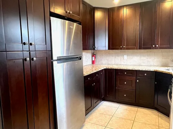 (undisclosed Address), Central Islip, NY 11722