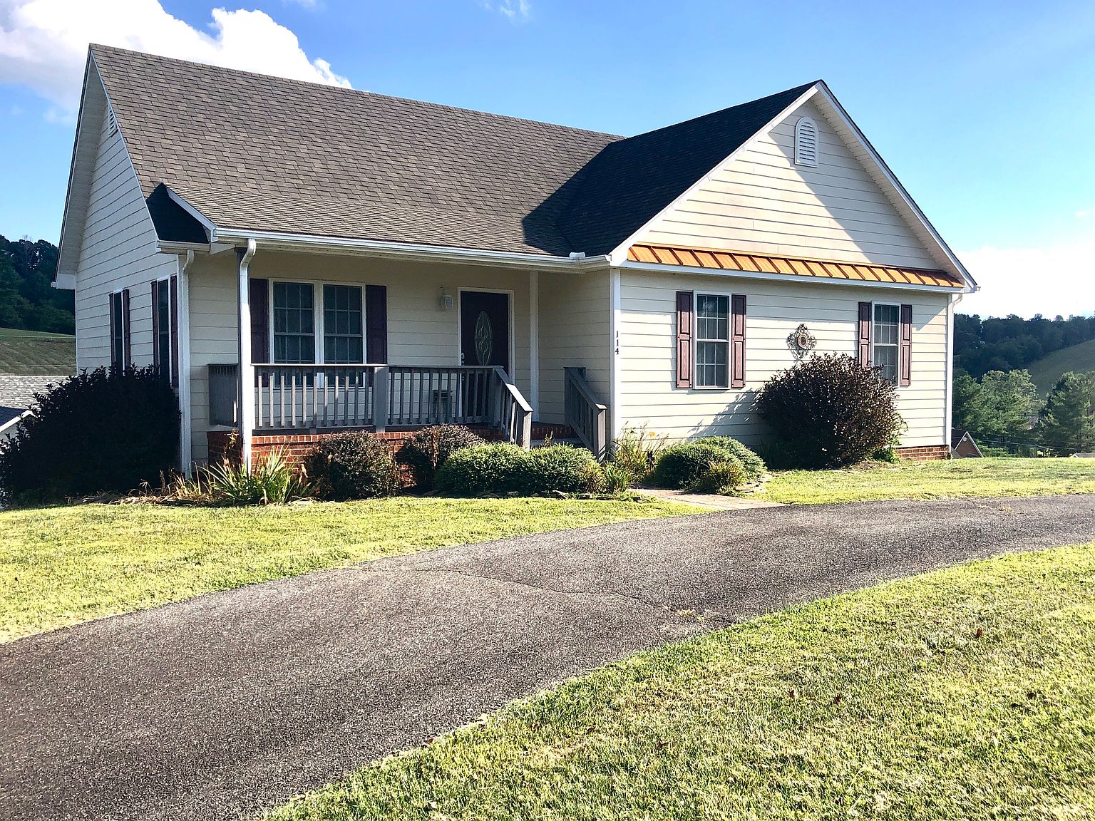 114 Carriage Dr, Galax, VA 24333 Zillow