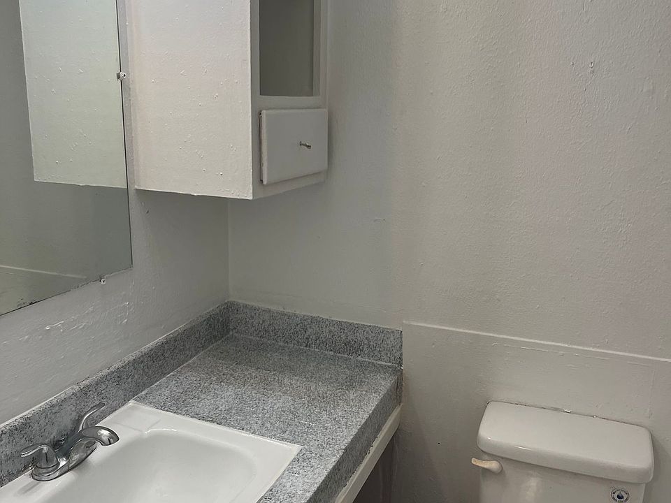 1st image of 5108-5110 Bryan St #6