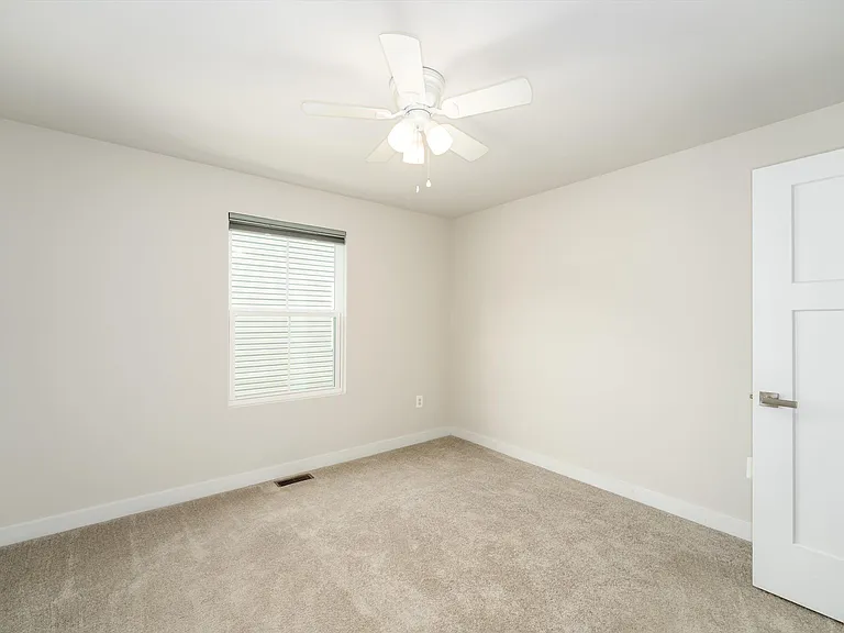 93 Archer Dr — Photo 13