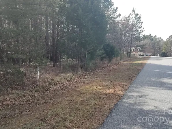 135 Pebble Creek Dr #46, Stony Pt, NC 28678