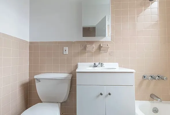 Rented by Bohemia Realty Group | media 7