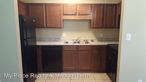3rd image of 100 Pine Village Way #B