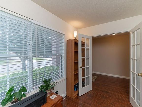 4th image of 1821 Lloydminister Way