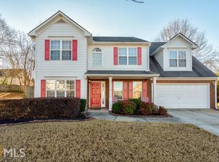 3227 Shady Valley Ln, Loganville, GA 30052
