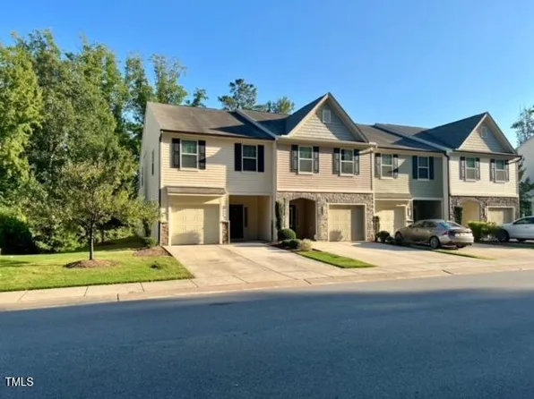 104 River Dell Townes Ave, Clayton, NC 27527