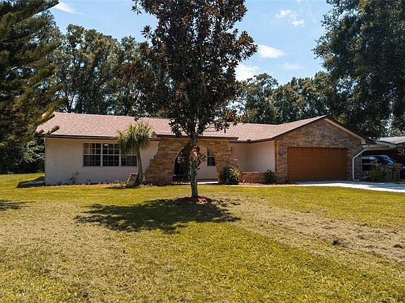 3rd image of 4790 Osceola Cir