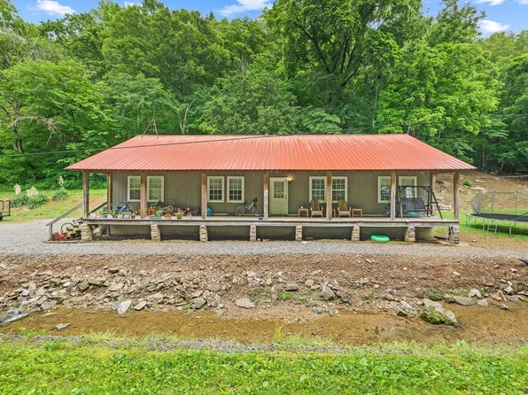 333 Cubbins Hollow Rd, Dowelltown, TN 37059
