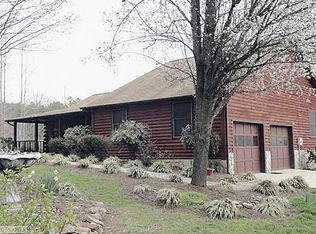 8425 Baux Mountain Rd, Germanton, NC 27019