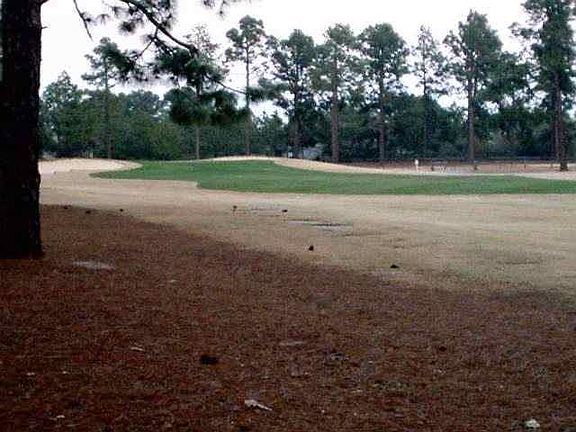 4th image of 4 Foxfire Boulevard