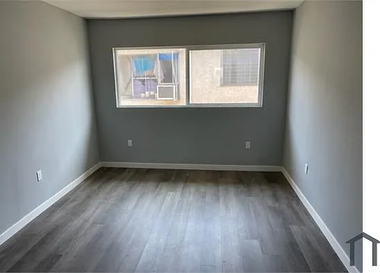 3922 Hillcrest Dr #A — Photo 1