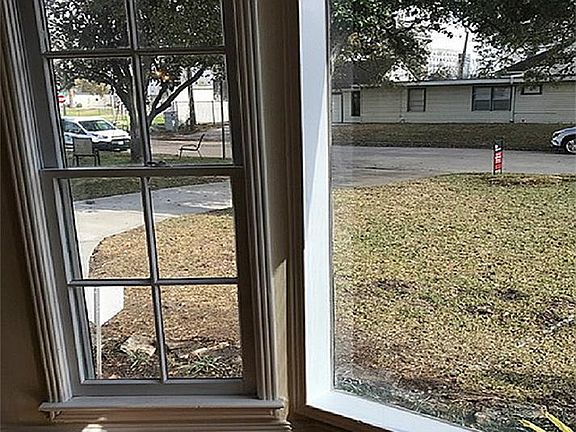 5th image of 4414 Rockwood Dr
