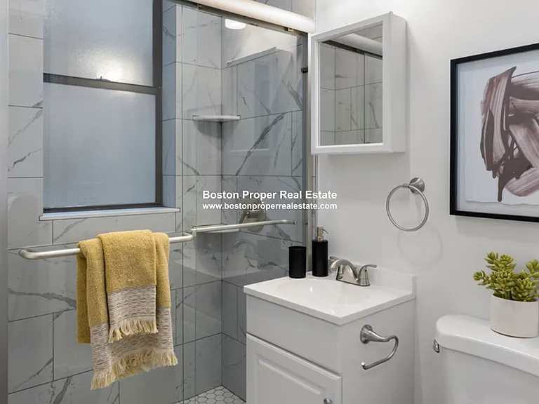 77 Park Dr #4 — Photo 2