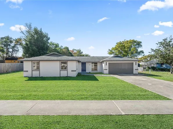 10072 Northcliffe Blvd, Spring Hill, FL 34608