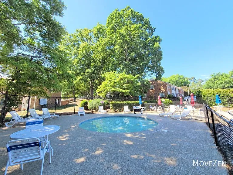 3003 Overton Dr #D — Photo 5